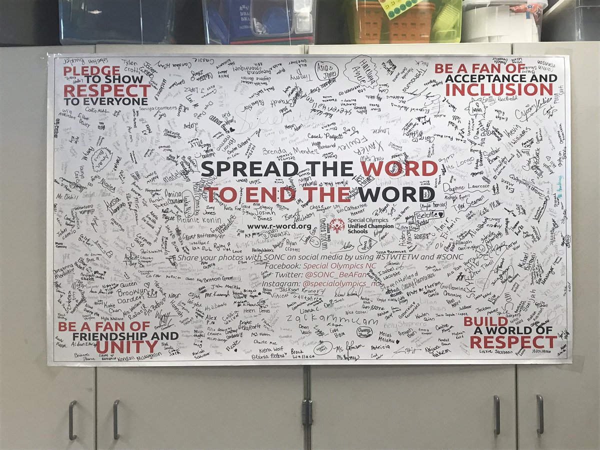 MrsBiles407's tweet photo. We had a great turnout for our first #SpreadTheWordEndTheWord campaign! @HollyRidgeMS @SONC_BeAFan @EndTheWord #ConqueringTheRidge #PledgeRespect Thank you to everyone who participated! https://t.co/Kl2ru3I9C3