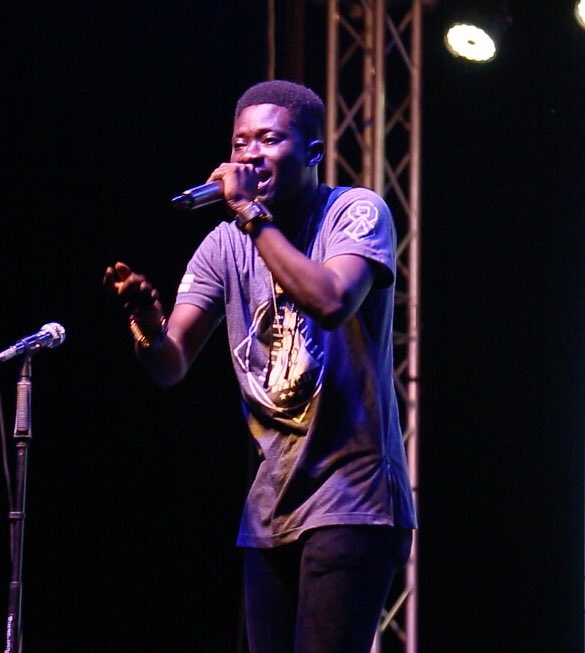 iamJoelWuddah's tweet photo. Hilla Liman Hall Week was lit🔥🔥🔥 #Wuddah #Rapomedy #DeyDer #Aaba photo credit: @WuddWek https://t.co/3DAjzs9Eut
