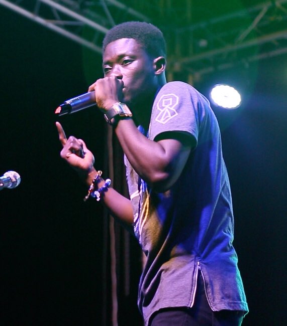 iamJoelWuddah's tweet photo. Hilla Liman Hall Week was lit🔥🔥🔥 #Wuddah #Rapomedy #DeyDer #Aaba photo credit: @WuddWek https://t.co/3DAjzs9Eut