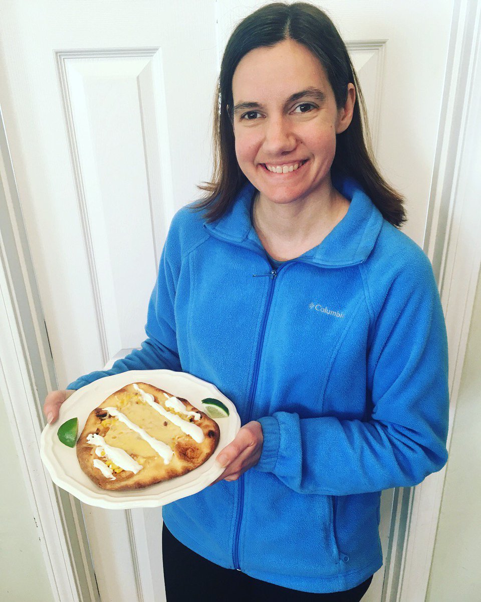 MacKidFranklnTN's tweet photo. Look at this delicious meal I made from @realhomechef - Mexican Street Corn Flatbread - with a little help from my daughter! Everyone gave it a thumbs up. Get $30 off your first order via this link: https://t.co/zjyRum4nJc #homechefmk #ad #hookedonhomechef https://t.co/CmORPEdO61