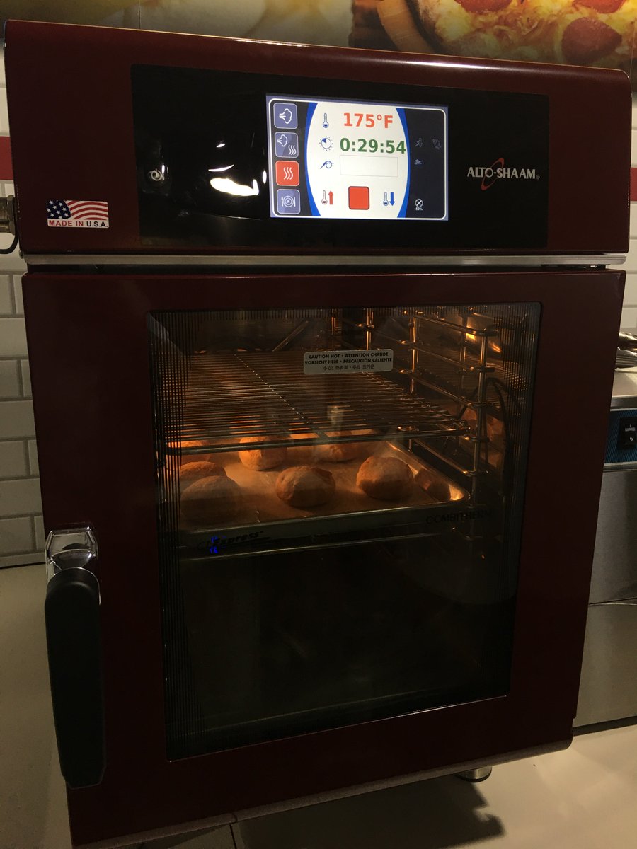 Alto_Chef_WC's tweet photo. We’re at @ConvenienceU #Carwacs show with the new @Alto_Shaam Vector #ventless oven and many C-Store solutions for Cook and Holding. Drop by for a bite! https://t.co/PN1svssOvQ