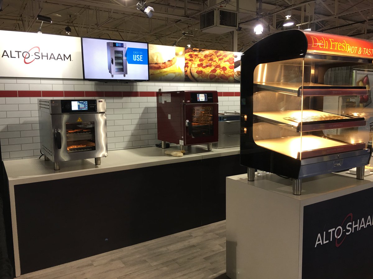 Alto_Chef_WC's tweet photo. We’re at @ConvenienceU #Carwacs show with the new @Alto_Shaam Vector #ventless oven and many C-Store solutions for Cook and Holding. Drop by for a bite! https://t.co/PN1svssOvQ