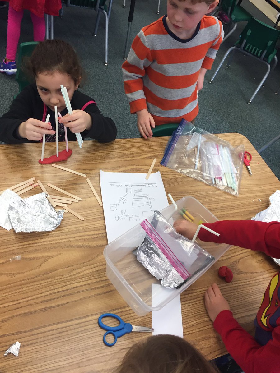 KnightsSTEAM's tweet photo. Another day in kindergarten designing dams! Come to STEAM Night on April 3rd to see our creations! @MsKingsKinder @NTMPrincipal @NTMKnightsAPS @APS_STEM @APSscience #NTMiLab #NTMSteam https://t.co/slEyYl2Tcb