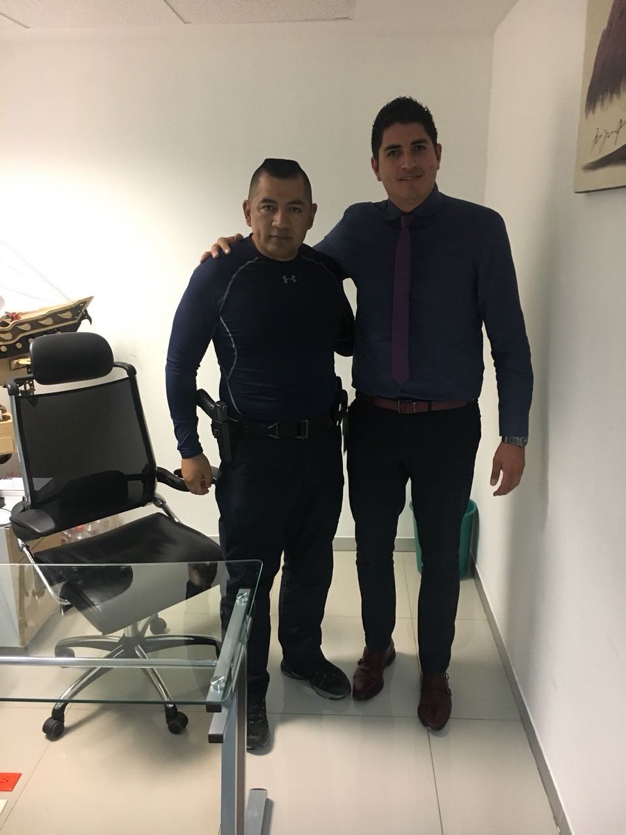 cemecaedomex's tweet photo. La Subdirección Sur sostiene reunión de trabajo con el Director de Seguridad Pública de Valle de Bravo acordando mecanismos con los cuales se dará atención a las colaboraciones solicitadas para el correcto vigilo de las Medidas Cautelares https://t.co/b91RzPxBv0