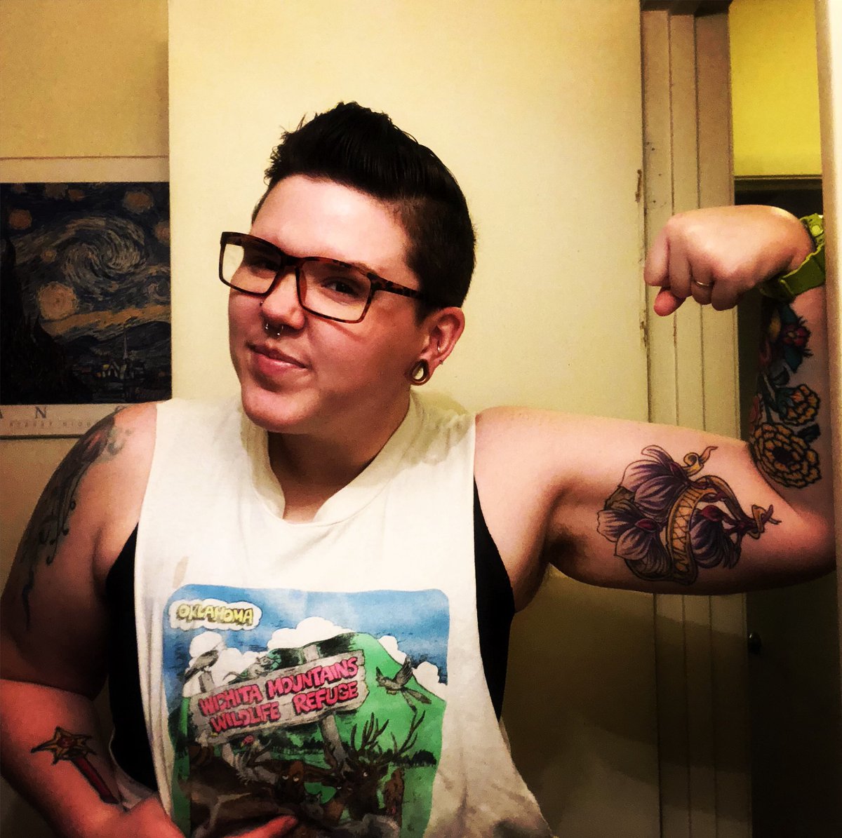 flanneldouchery's tweet image. Here have some selfies. I’m trying to feel myself and love the person I am. No shame in this filter game ✌️#binderpride #mygoodpeople #filterlife