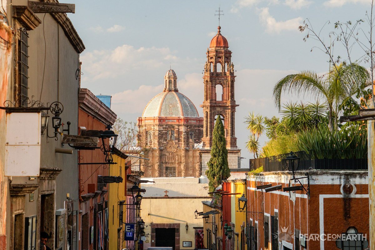 brandags's tweet photo. There are so many interesting buildings in #SMA. And it leads to some gorgeous views!
-
#sanmigueldeallende #eljardin #mexico #colonialbuildings #spanisharchitecture #unesco #worldheritagesite https://t.co/CNaYjoIeWl