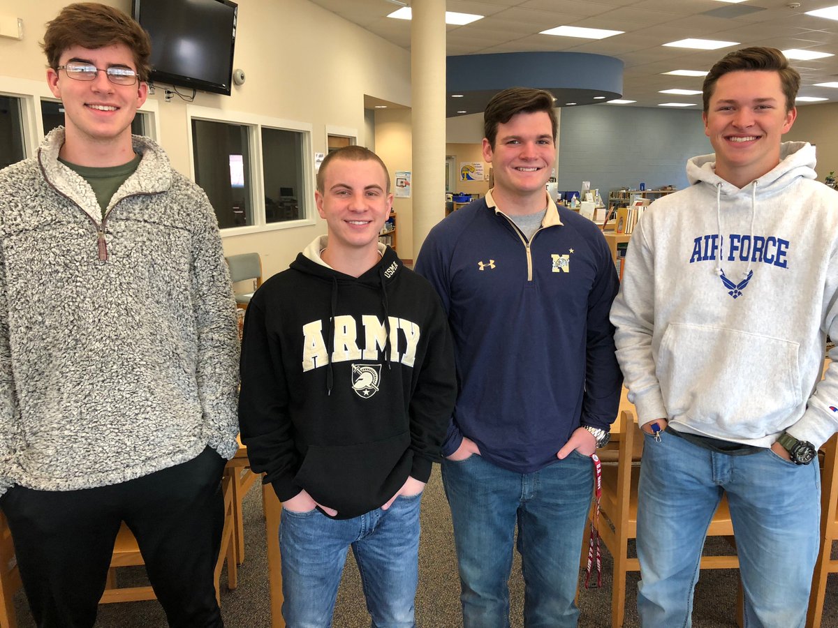 TupeloHigh's tweet photo. Four THS students received Congressional Nominations! Congrats to Landon Long, Jordan Manley, Trip Toole &amp; South Sanders. #Classof2018 https://t.co/wQnhGJ87Ki