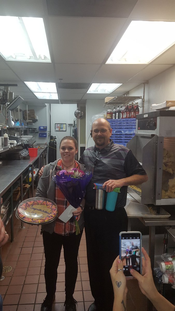 chilisdave's tweet photo. Growing powerful leaders in Jacksonville Texas congratulations Shawna! https://t.co/ovkzjThmQc
