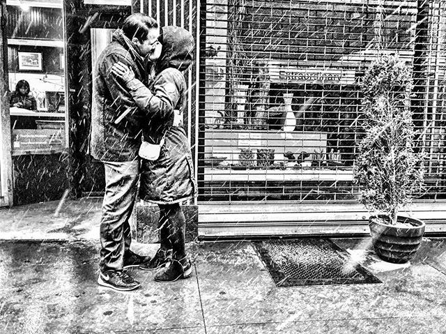 RenzoGrande's tweet photo. “You, Me, New York”
Stay safe out there during the ❄️ storm. #NewYorkCity #InNeedofSunnyDays https://t.co/LKNK6UlTs6