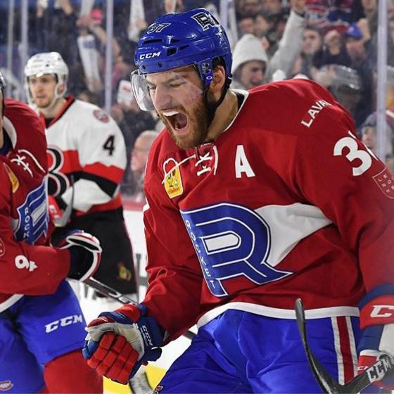 HockeyMagazine's tweet photo. .@JayGreg32 et la fierté de représenter le @CanadiensMTL: un blogue de notre rédacteur @simonbedard17: https://t.co/5p9O3LxeGC #GoHabsGo #GoRocket #Habs #NHL #AHL https://t.co/TQvNkavBo7