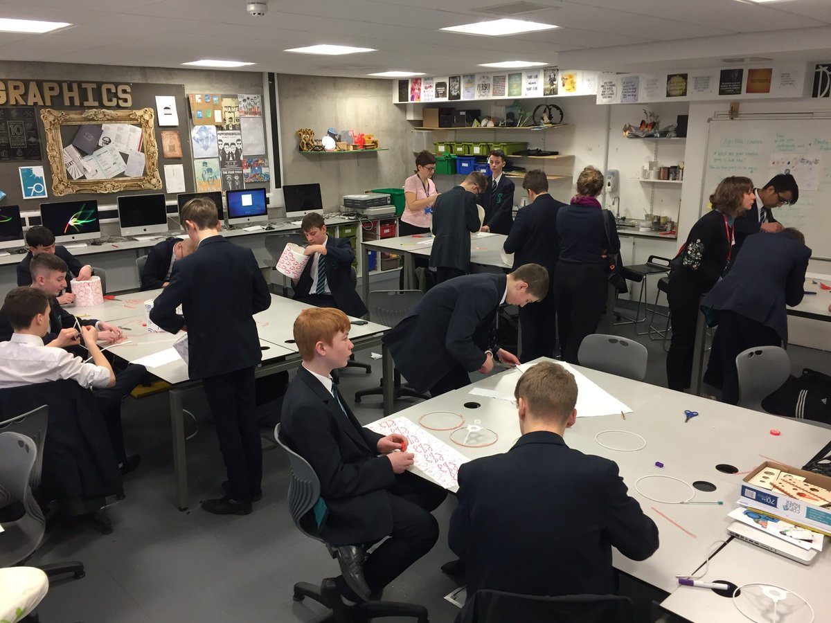 FreemanSami's tweet image. @DarwenAcademy students working with local designers and discussing careers in the creative industries as part of #DesignLabNation and #NCW2018