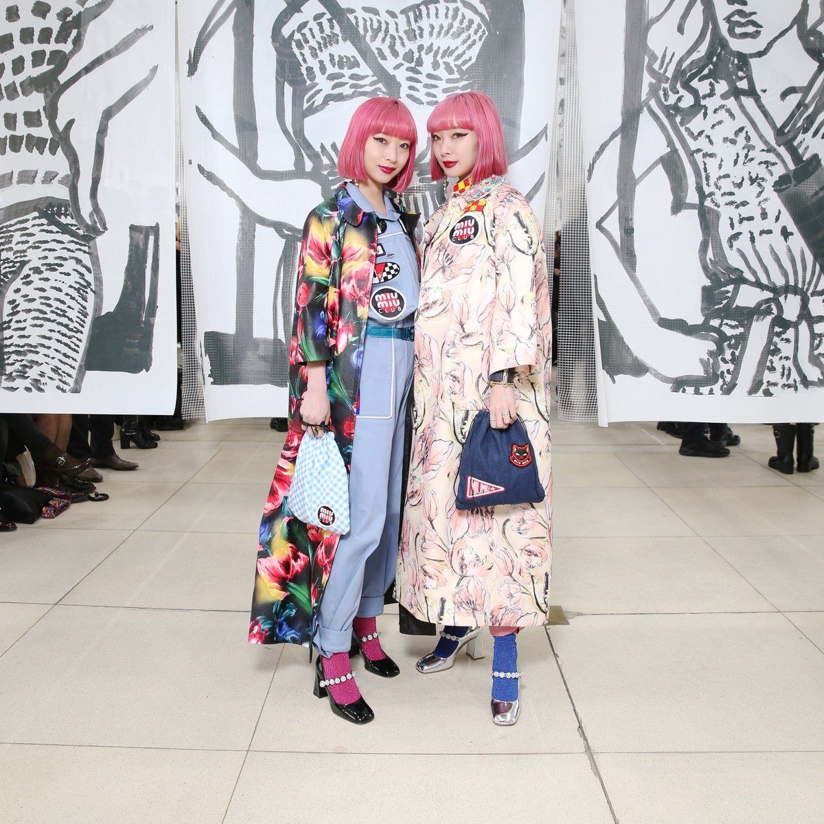 MIUMIUofficial's tweet photo. Some of our special guests at the #MiuMiuFW18 show yesterday in Paris. #PFW Guests included: #LeafGreener, @marcjacobs, @CharDefrancesco, #FrancescoVezzoli, #PaulFranklinDano, @zoeinthecities, and @AMI__AYA https://t.co/rIXtyKfTJu