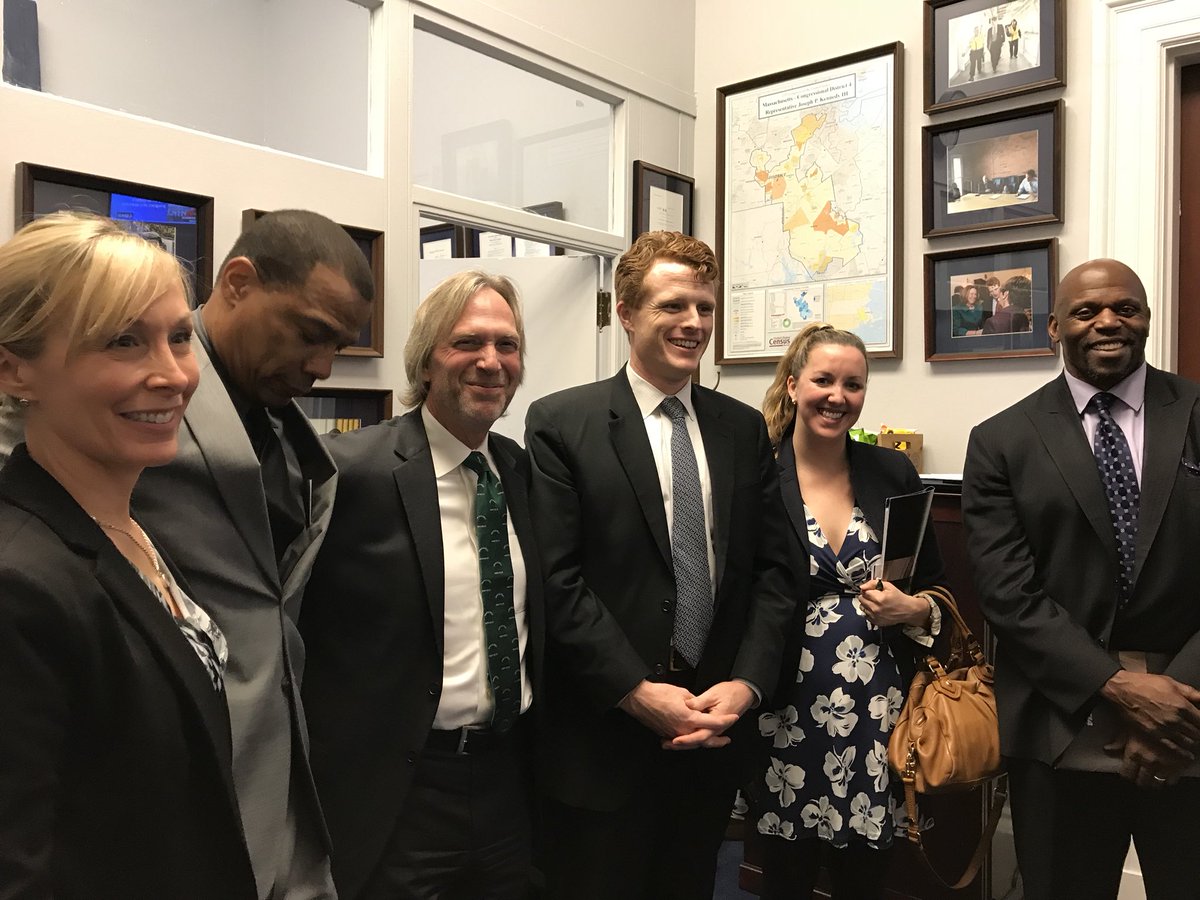 Andy Zipfel tweet media