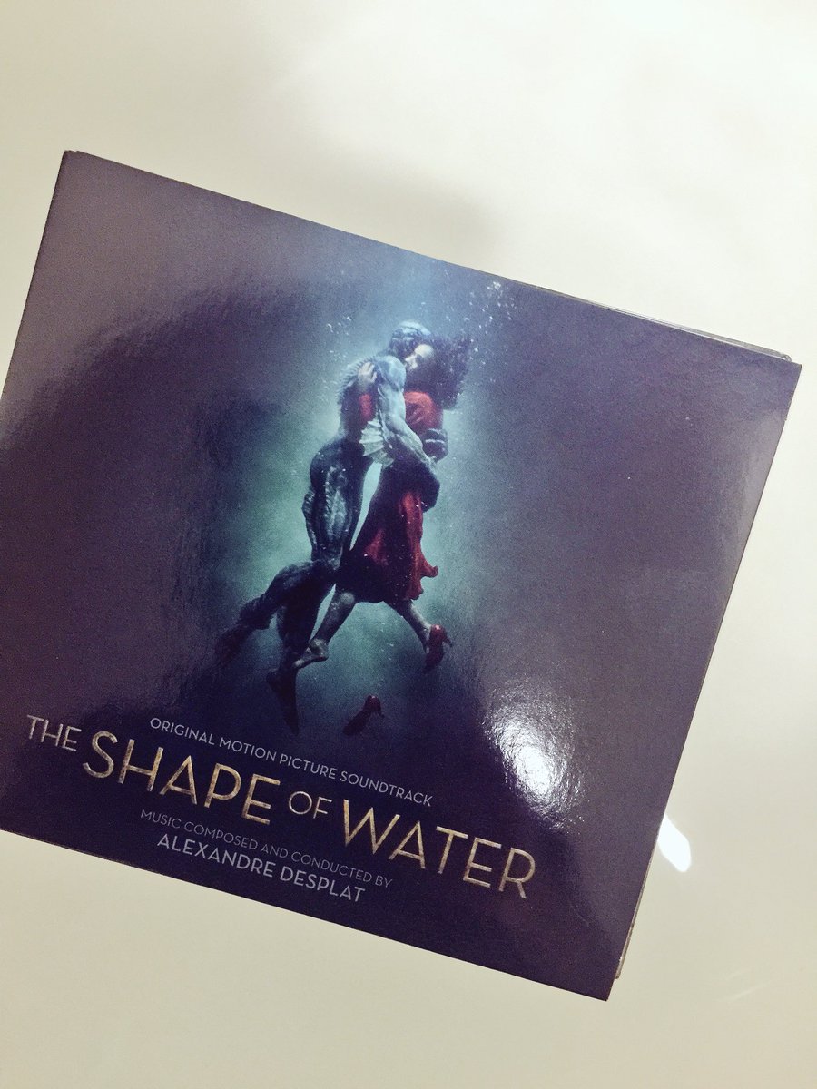 Patrici48854248's tweet photo. You just knew it was ALL going to be great once you heard the music from the Maestro #TheShapeofWater  #alexandredesplat another well deserved Oscar 🛀 💦 🐠 https://t.co/ohyAlfDJHK
