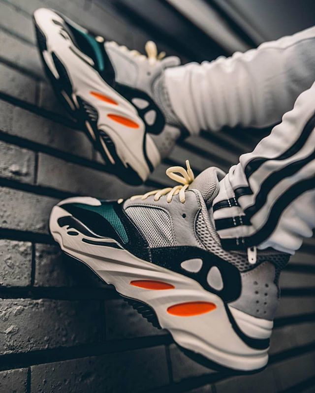 Kixify's tweet photo. Will you be trying to grab a pair of these when they restock? 📸: @souvenirsombre #kixifylife #adidas #yeezy https://t.co/2XwZ2gSLME