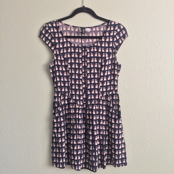 LeapIntoFashion's tweet photo. So good I had to share! Check out all the items I'm loving on @Poshmarkapp : https://t.co/B9gUP90YIY https://t.co/QxKbyrs0Ub