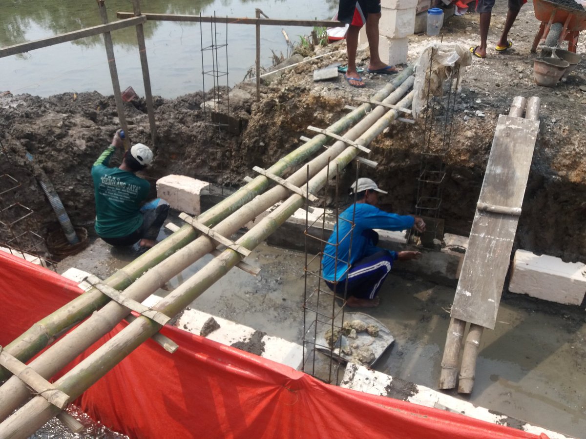 herumustafa2's tweet photo. Berdesa...
Pembangunan jembatan plat beton desa bogo kec. Kapas.. memperlancar akses masyarakat
@P3MDkec.kapas
@EkoSandjojo @P3MDBOJONEGORO @tppindonesia https://t.co/ReOiO8Tu91