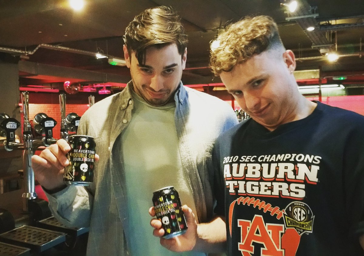 Double the Neck Oil, double the chin. <a href="/beavertownbeer/">Beavertown Brewery</a> Double Chin 8.6% Double IPA now stocked! #kongscardiff #craftbeer #weresexyandweknowit