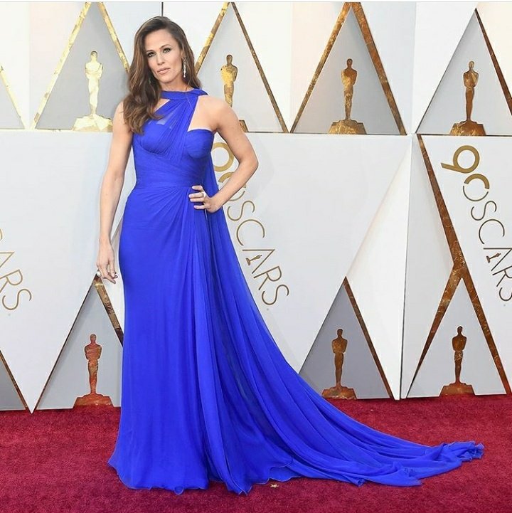 laviniah_k's tweet photo. Some of my top picks of those who made it to the #bestdressed list #Oscars #maryjblige #lupitanyongo #DanaiGurira #GalGadot #magotrobbie #JenniferGarner #JenniferLawrence #tifannyhaddish and my reasons why on the #entertainmentbuzz @freshcov https://t.co/kHIyH4KFIb