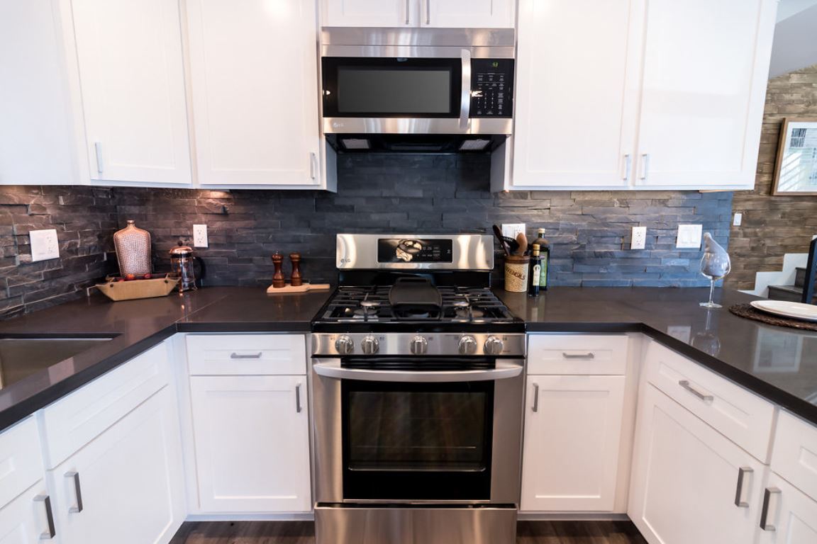 WJRInteriors's tweet photo. The North Hollywood #NoHo #Kitchen!

#kitchendesign #new #realestate #realtor #design https://t.co/31CBtVqKcR