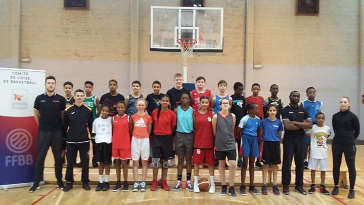 Oise Espoir
Premier fort temps de travail avec la génération 2006.
3 jours de stage dans l'agglomération Compiegnoise pour mettre en place les grands principes de la formation et de la détection 
Tango et Noir #oiseup #Oise avec <a href="/Damn_91/">Damitch</a> et <a href="/Maxdass/">𝞛𝞐𝙓𝘿𝘼𝙎𝙎</a>