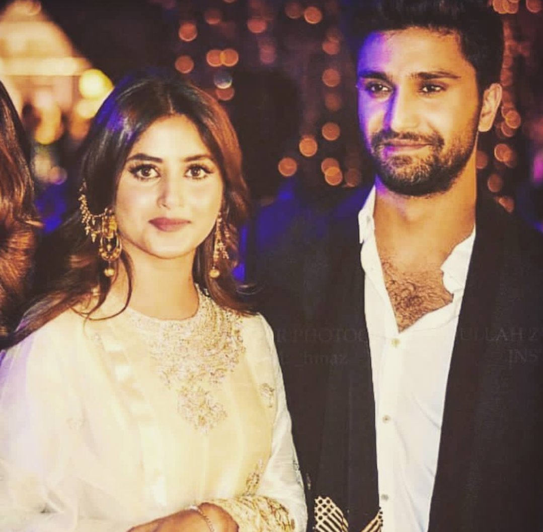sarahistic's tweet photo. THEY IN ONE FRAME CAN THRILL AND KILL US AT THE SAME TIME. THIS IS THE MOST BEAUTIFUL FEELING EVER. WE STAN THE BEST PEOPLE. PUREST SOULS. ❤
#MashaAllah https://t.co/VLu2QHnrzQ