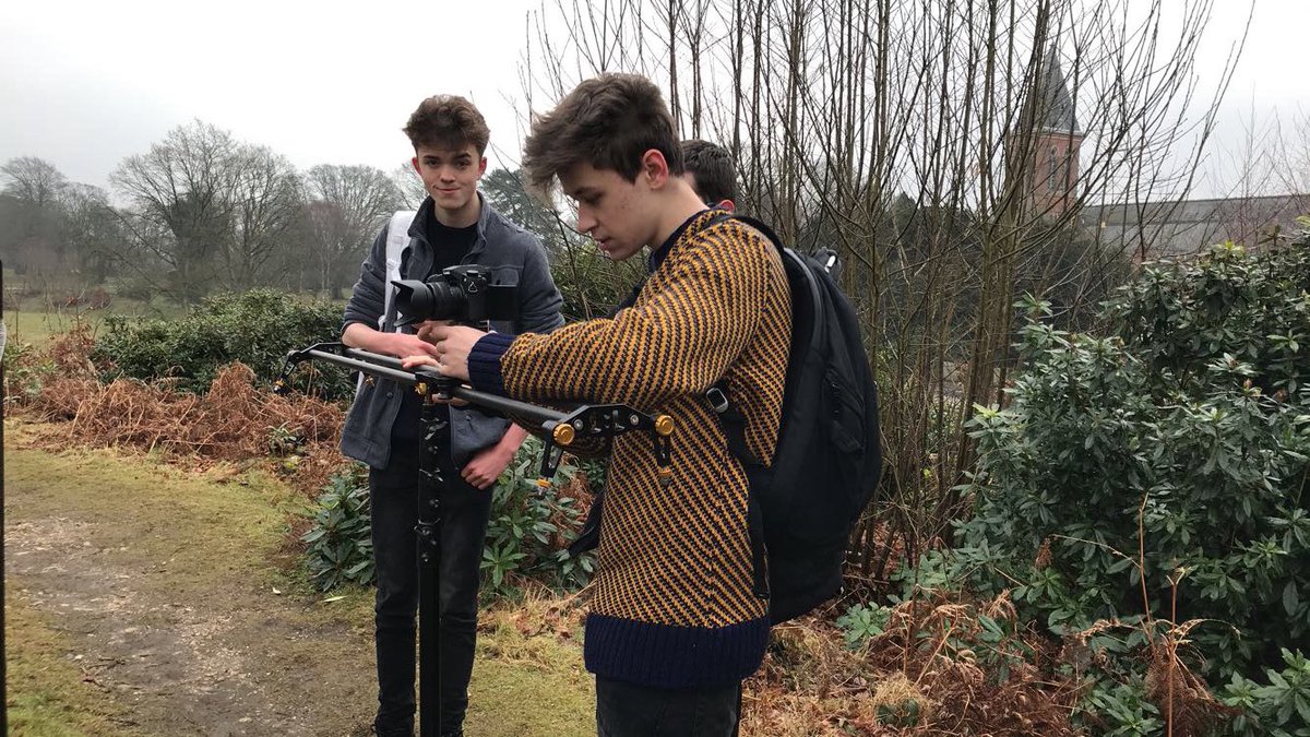 TheEDGEProject2's tweet photo. Today students visited the Wellington Statue, Aldershot Observatory and Aldershot Military Museum, where they continued to practice using equipment to improve their skills. Students then began practice for interviews which they will be carrying out soon! https://t.co/quAW0gHfMa