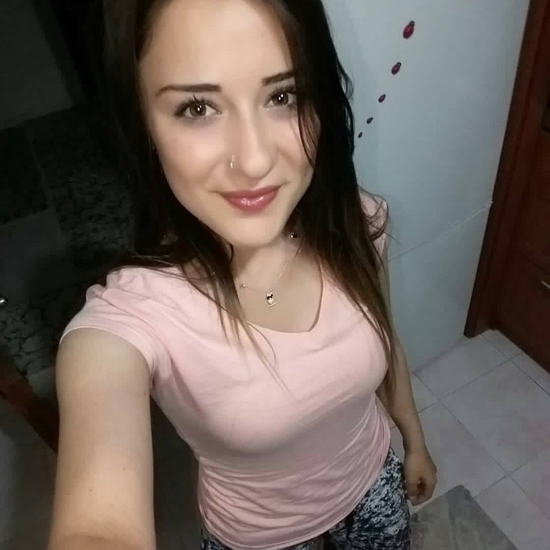 Feridetr2023's tweet photo. Benimle Her Türlü Konuda Sohbet  İsteyen Veya Real Düşünen Olgun Beyler Arasın.
TeL; 0536 443 4213 ❤ https://t.co/1d4OFsVCkx