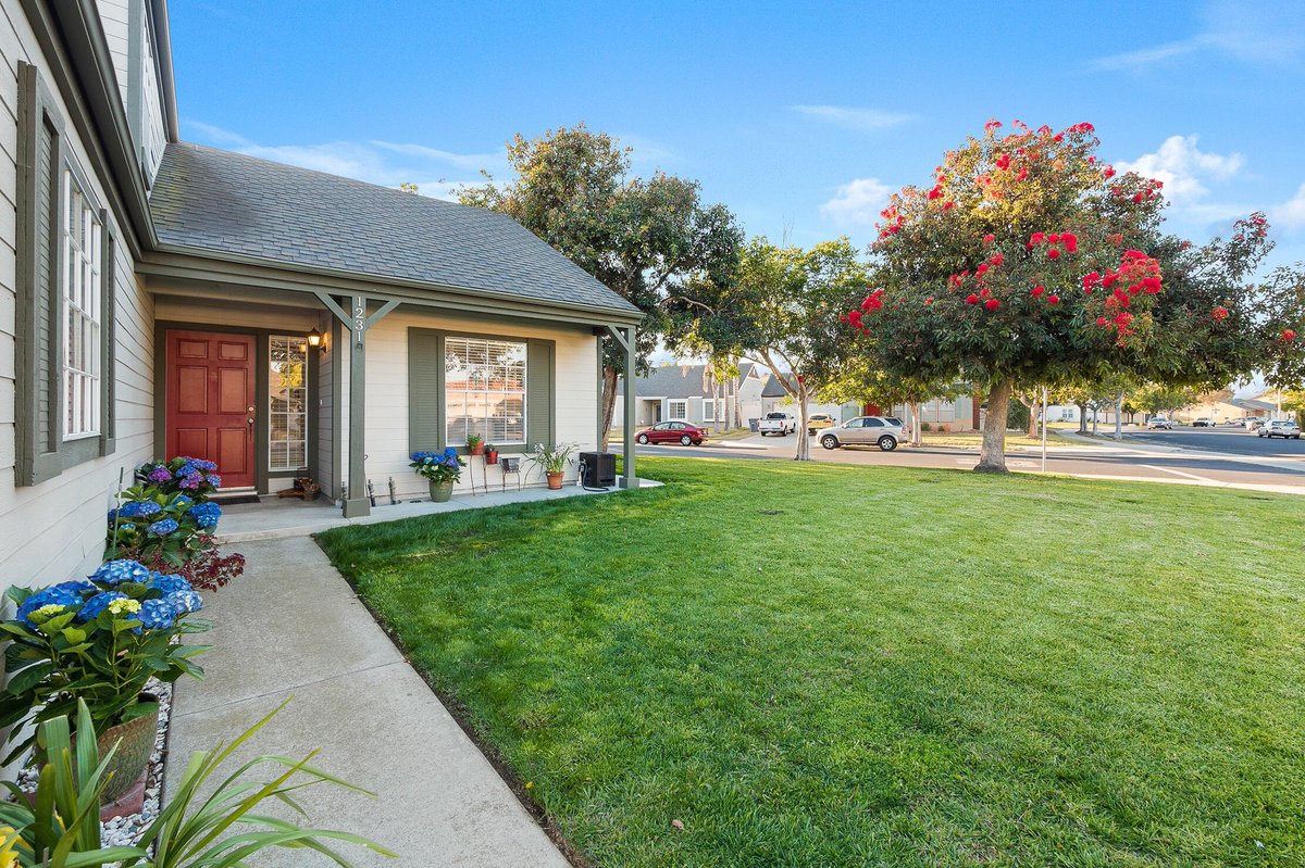 gjacobsrealty's tweet photo. More pictures of our #newlisting in @CityofOxnard. Visit https://t.co/3zBWzKMkgE for more information! https://t.co/UrrBysbwYb