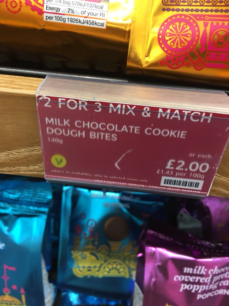 PirateRockstar1's tweet image. Really wanted chocolate pretzels &amp;amp; other goodies but this pos on all confused me too much 😩 @marksandspencer 2 for the price of 3 or 2 for £3? #confused #didntbuy #lookedtasty