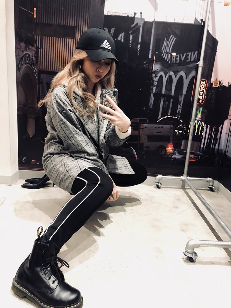 MUDILAF_JP's tweet photo. 《NEW ARRIVAL》
▪︎ADIDAS LOGO PRINT CAP ¥1690+tax
(BLK/PNK)
▪︎ADIDAS LOGO CAP ¥2290+tax
(BLK/WHT)
#ADIDAS #CAP #NEWARRIVAL #MUDILAF https://t.co/7SFkrERX9P