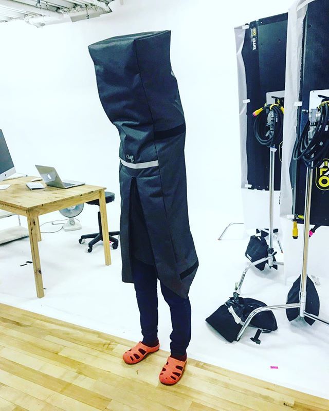 ToshikazuKaneto's tweet image. This is wrong way to use the stand case of LIGHTWARE. #lightware #lightwarecase #standcase #camerabag #mywife  #studioshoot ift.tt/2oRC9WC