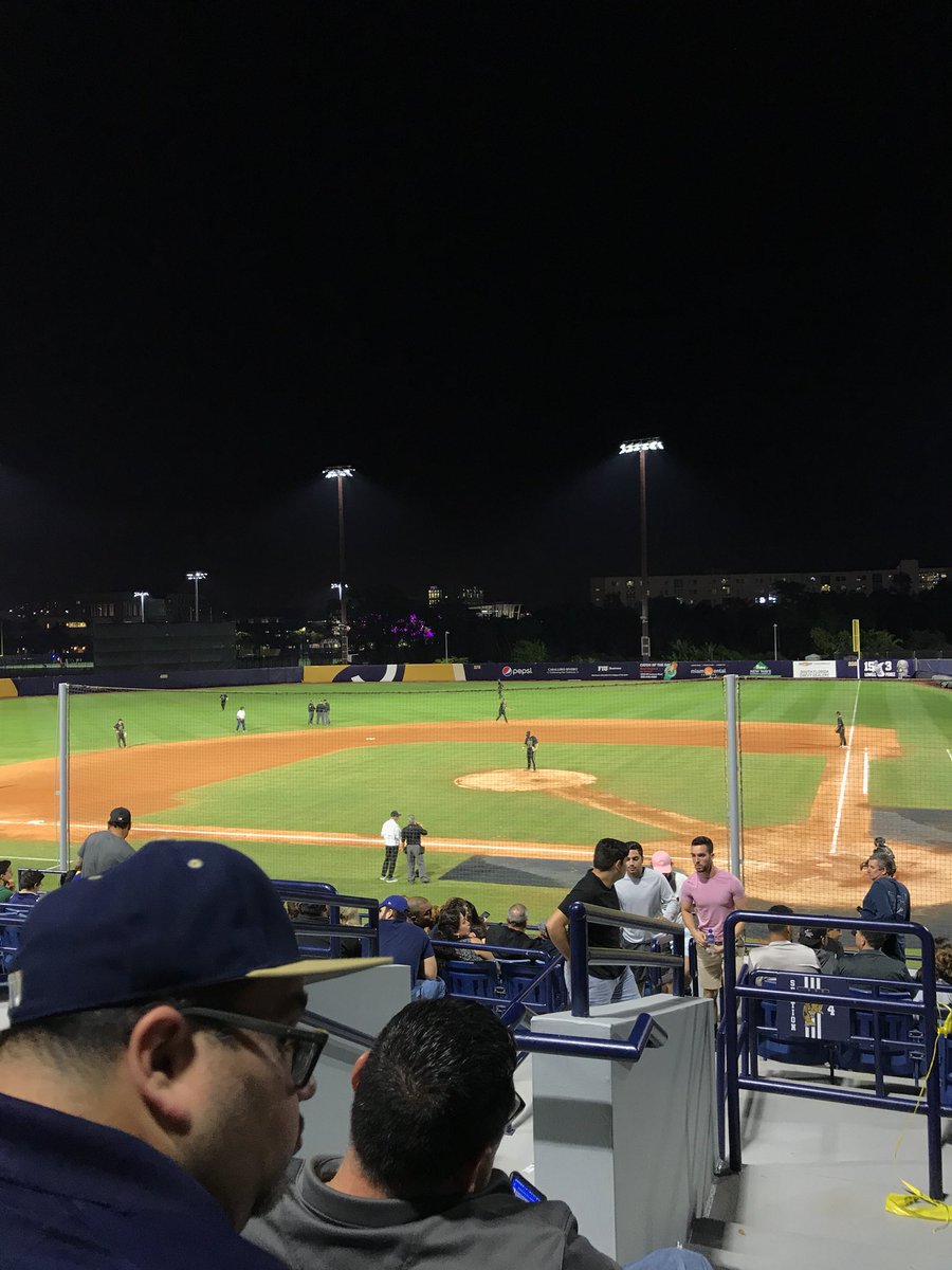 Jake_Banks7's tweet photo. Close game here at FIU! The Panthers have a 4-3 lead over the Canes heading into the eighth inning. #PressBoxUM https://t.co/GIP1BrfVBE