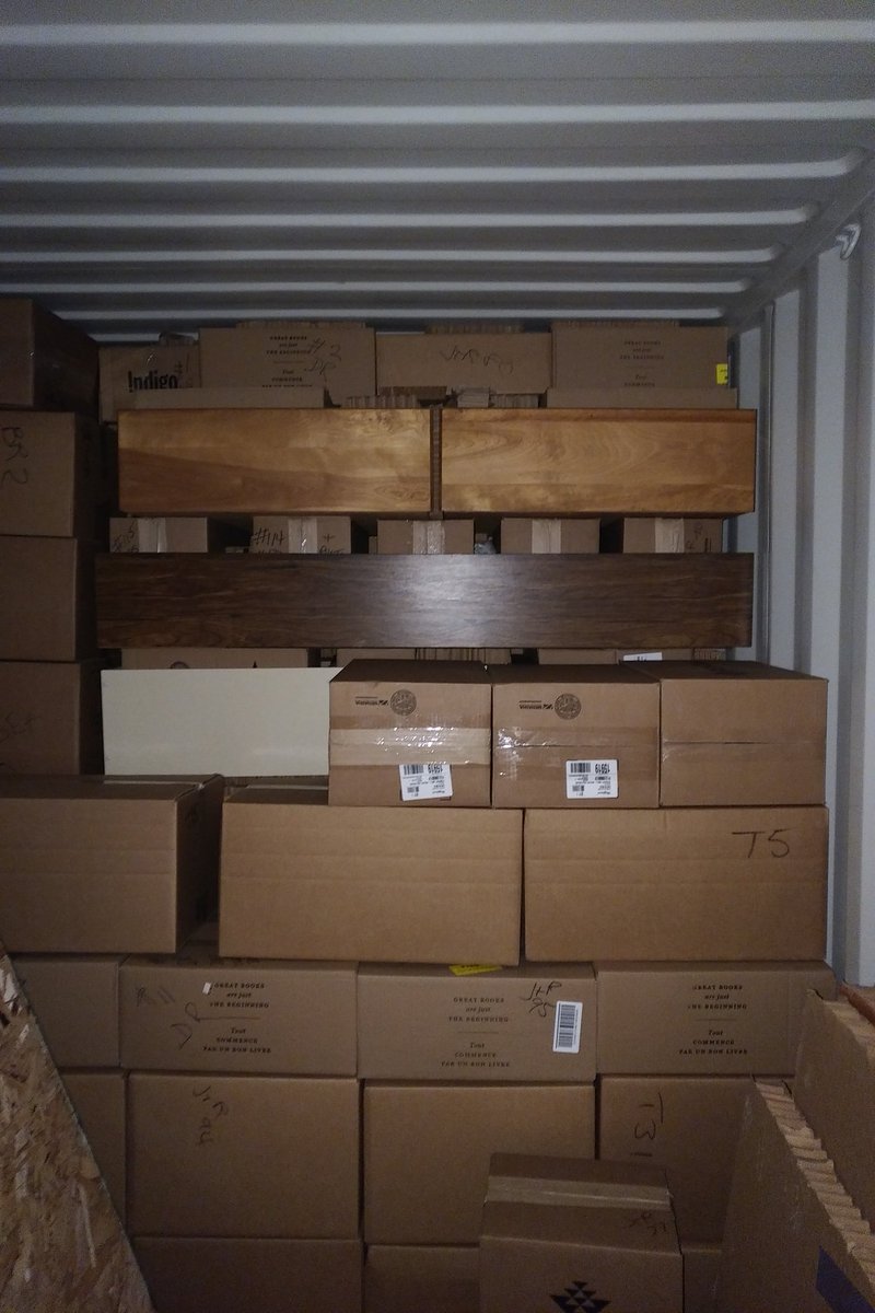 jiminthecage's tweet image. I need a 10&quot;x10&quot;x11&quot; box!
#MovingProblems