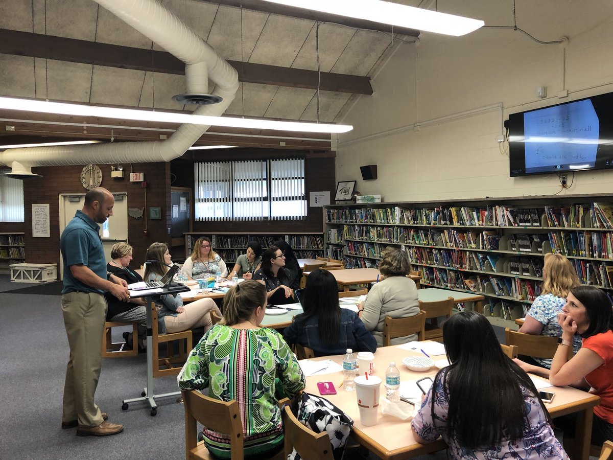 Mr. Pineo doing a fabulous Eureka PD on tape diagrams! <a href="/teachpineo/">Mario P</a>
