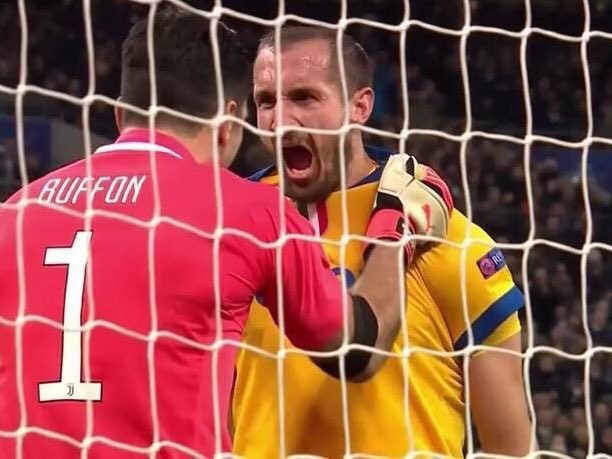 chiellini's tweet photo. Il sogno continua. Fino alla fine!!! Avanti cosi!!! #TOTJUVE #UCL https://t.co/PSTtXJJnbd