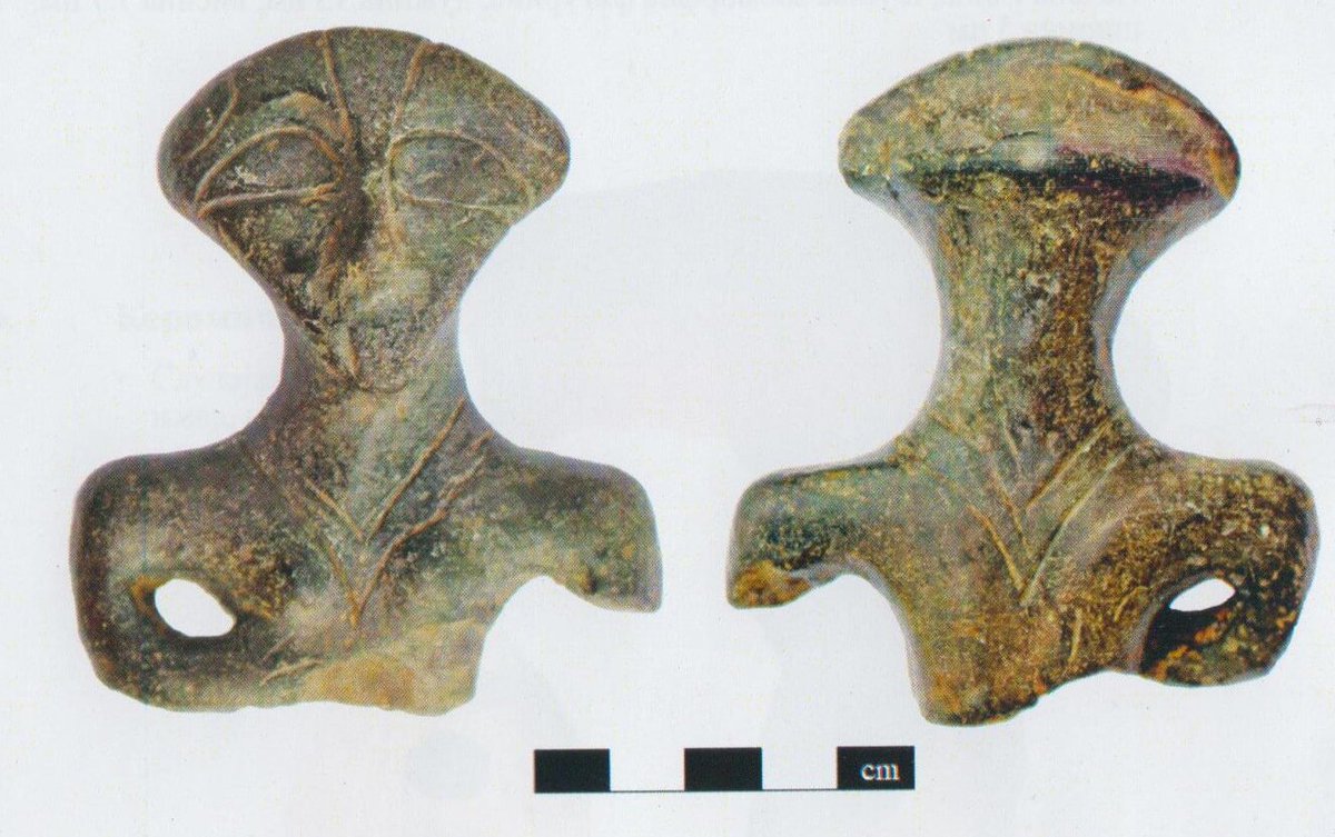PrehistoricMojo's tweet photo. The Vinča Files: One of the most beautiful Vinča Anthropomorphic Figurine, Neolithic, 6th mil. BC, Kremenite Njive (Flint Fields) site, Barajevo, baked clay, height 9cm, width 7.6cm. Notice the inevitable perforations. #PrehistoricSerbia #VincaCulture #VincaFigurine #TriangleHead https://t.co/WY1ogjSQSH