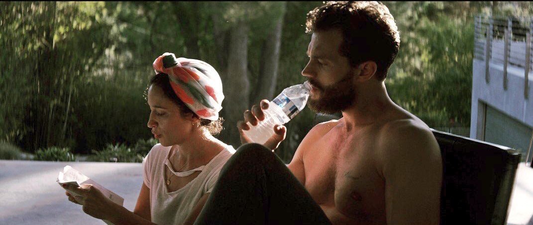 HolyGuakamoles's tweet photo. With a tattoo, with that beard and smoking. My thong flew lmao https://t.co/o4Kpi0l3bO
