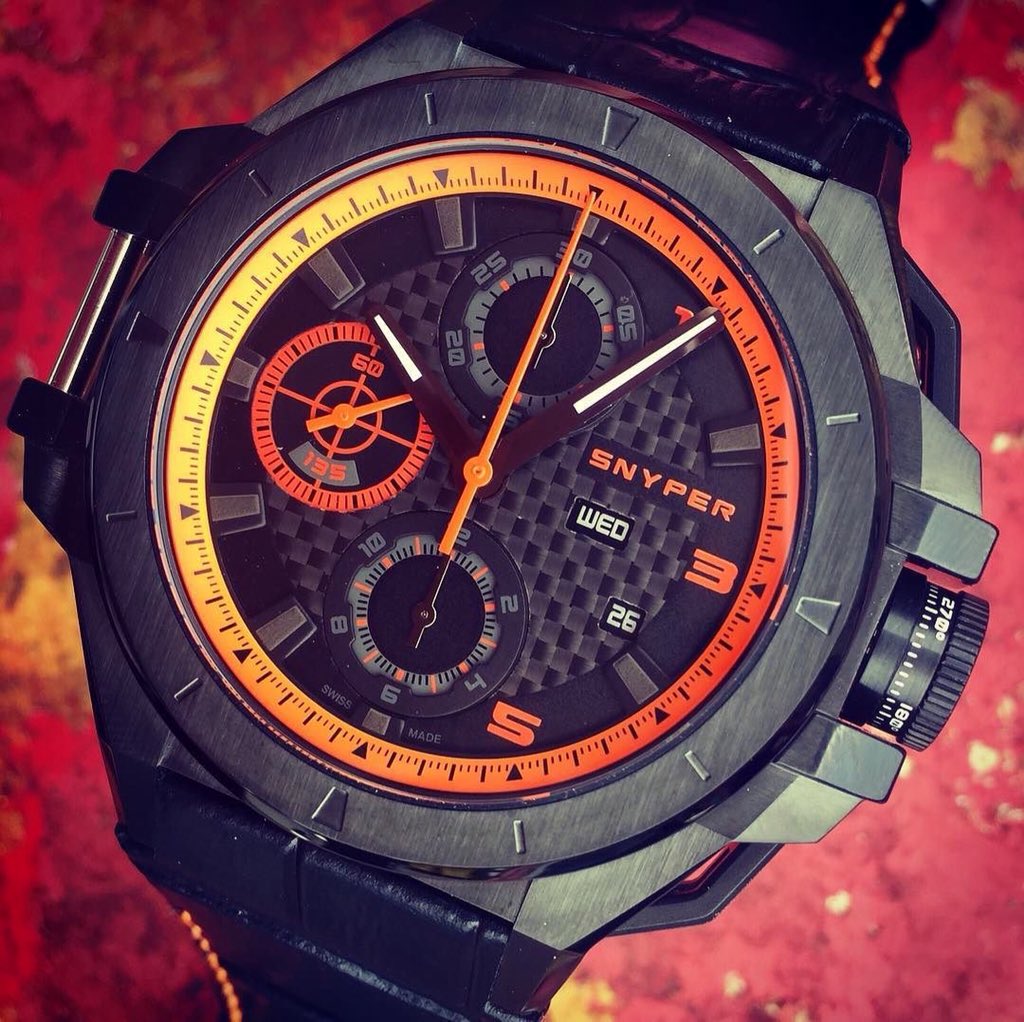 Snyper Ironclad Orange Édition - Carbon fiber dial - Chrono automatic day date 👊🏼💣 #swissmade #chronograph #watches