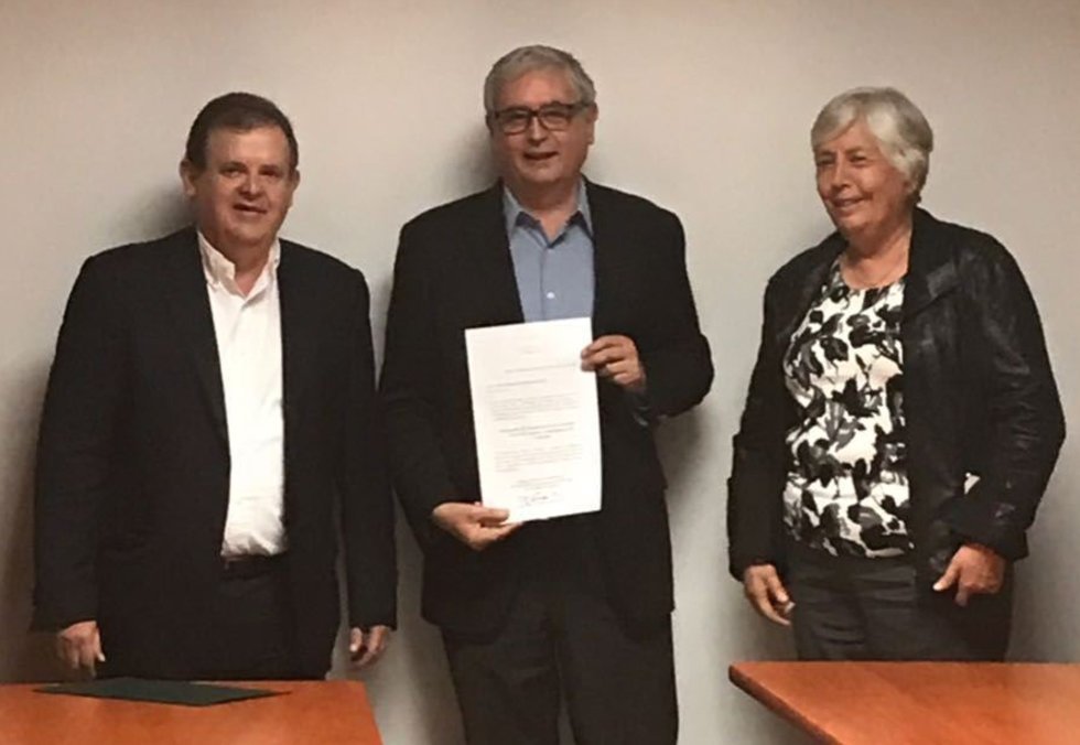 CuartoPoderNot1's tweet photo. El Gobierno de Coahuila, encabezado por @mrikelme, designó este día a Carlos Eduardo Cabello Gutiérrez como nuevo Encargado del Despacho de la Comisión Estatal de Aguas y Saneamiento en el Estado. https://t.co/FMAYZrT0ib