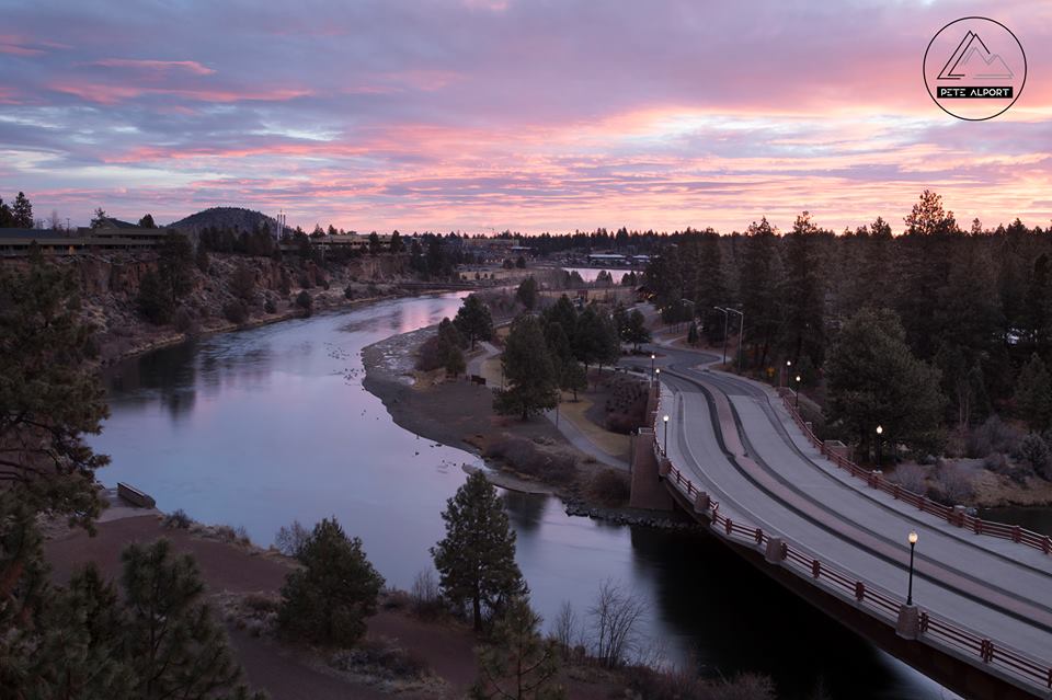 kollectivetech's tweet photo. Kollective is hiring! Did we mention the 15-minute commute to the office–no matter what side of town you're on? Check out our openings here. #bendoregon #bendtech Photo credit: Pete Alport https://t.co/gzBED85Fs3 https://t.co/61gcNlgP7C