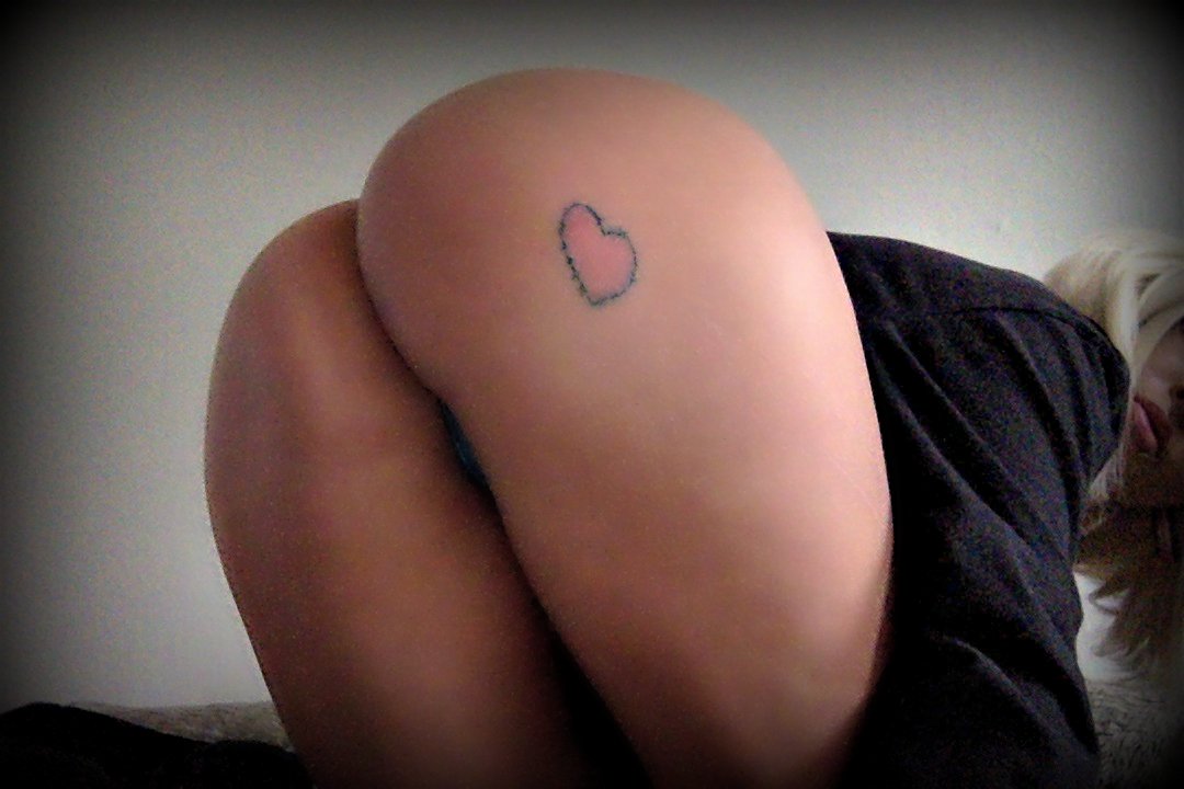 MyGoddessLacey's tweet photo. !!! SPRING CLIP PROMOTION !!!

Spend $100+ on clips VIA this link 
https://t.co/ynXd5L6d00
&amp;&amp; receive a 5 minute custom video!! 

Email clip receipt &amp; custom script to MyGoddessLacey@gmail.com to qualify. 

#FinDom #AssWorship #GoddessWorship #clips4sale #customkink #fetishclips https://t.co/USl43X588X