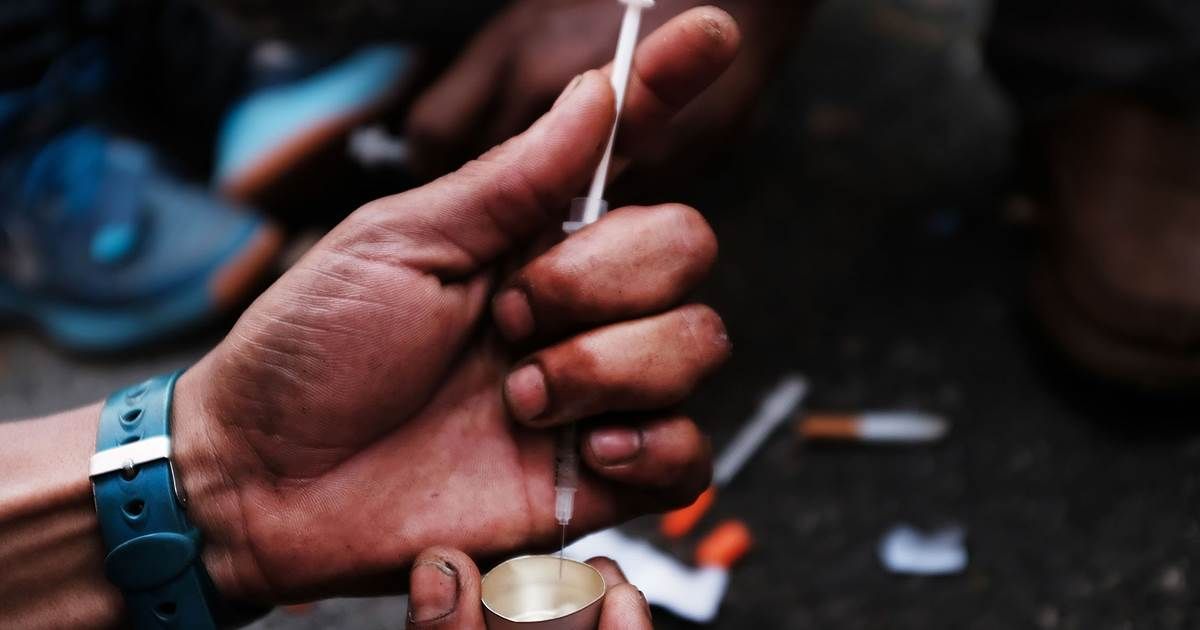 MentalHealthAm's tweet photo. More minorities are dying from drugs, alcohol and suicide: https://t.co/D9vIL30vZv via @nbcnews https://t.co/GwMx6zh7kX