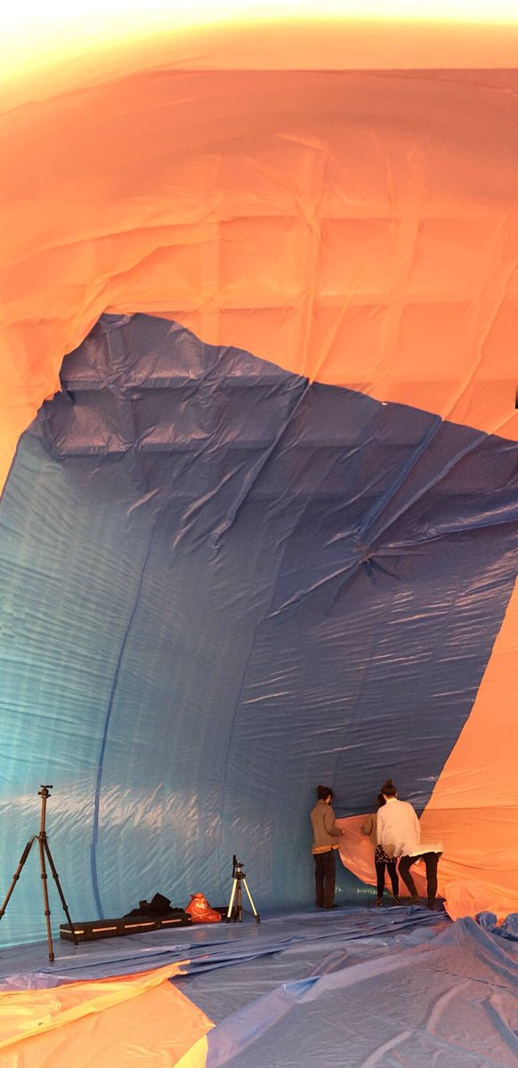 augustumer's tweet image. Algo raro pasó en la ETSAS algo incomprensible,