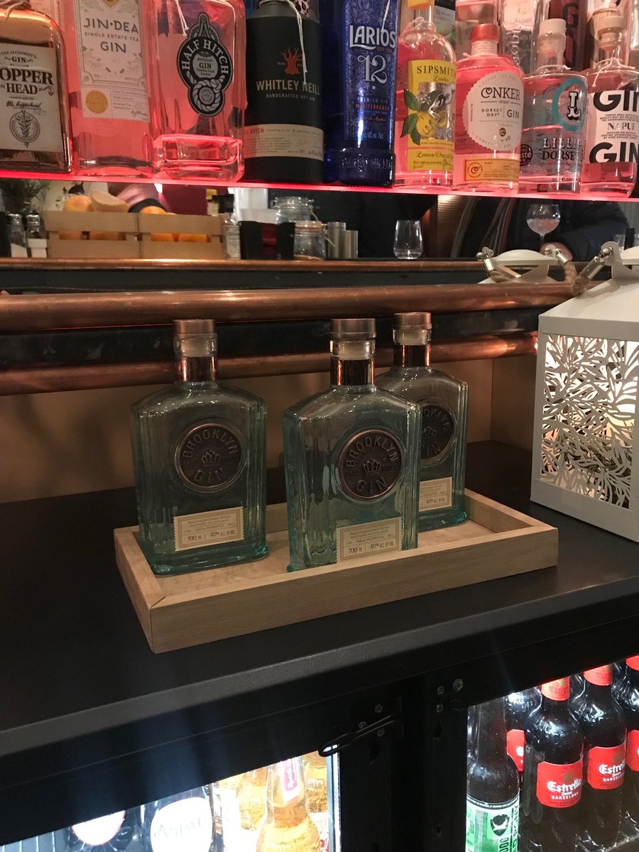 Benjamin Stewart (@hslbenjamin) on Twitter photo Standing to attention, waiting to be served!! <a href="/BrooklynGin/">Brooklyn Gin</a> <a href="/1812bournemouth/">1812 Bournemouth</a> #Gin #thatbottle Standing to attention, waiting to be served!! <a href="/BrooklynGin/">Brooklyn Gin</a> <a href="/1812bournemouth/">1812 Bournemouth</a> #Gin #thatbottle