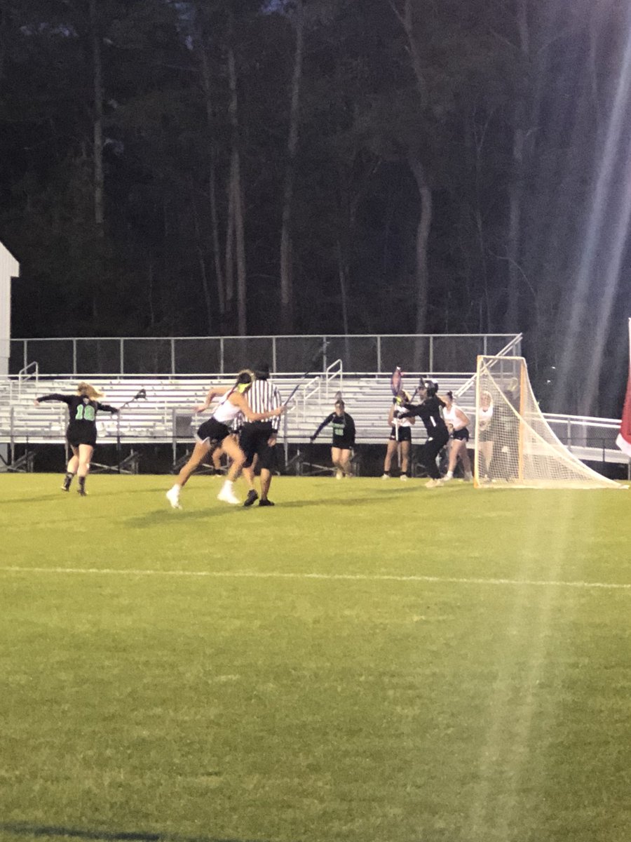 DebiMcNeal's tweet photo. RHHS Girls LAX - Wildcats taking the early lead! 🌟💛🌟 https://t.co/c8McQb2QkL