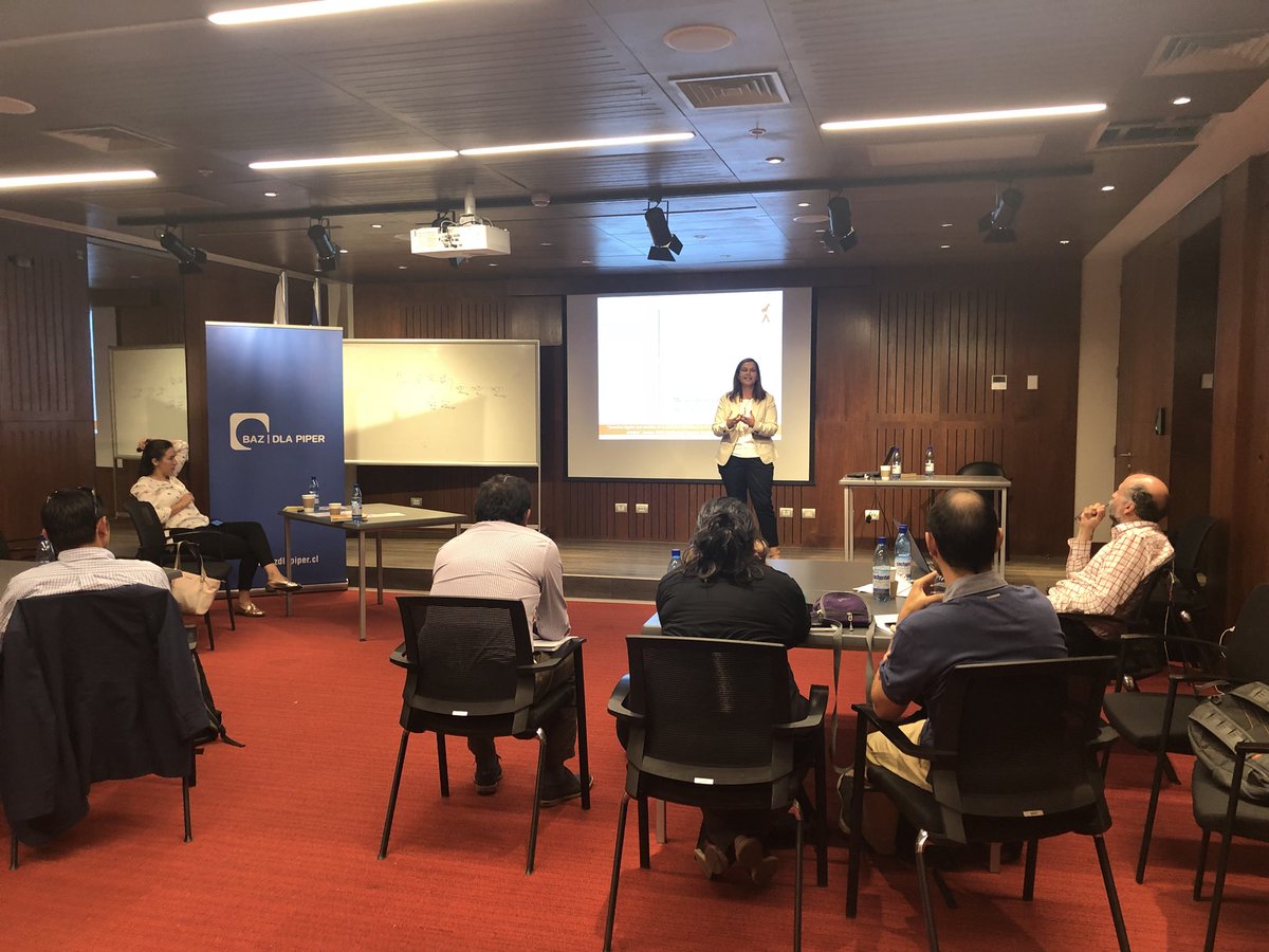 Finalizamos la sesión de hoy con la exposición de <a href="/DanicaMardesic/">Danica Mardesic</a> directora en <a href="/Dadneo/">Dadneo</a> a cargo de propiedad intelectual.