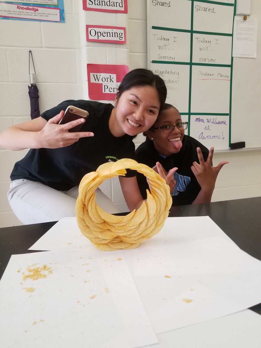 RWilliams_EDS's tweet photo. The DHS Science Club attempted to stomp out the Pringles RINGle challenge! The ladies won because #WomenInSTEM ROCK! #PringlesPhysics #StaticFriction #Force  @thedutchtownway https://t.co/jN6G9hSntu