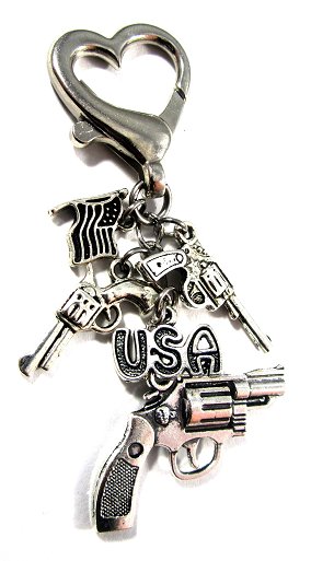 auntshellys's tweet image. auntshelly.com/USA.html

*** FREE SHIPPING &amp;amp; GIFT PACKAGING ***

Handmade #USA #AmericanFlag #Pistol and #Gun Key Chain ~ adorable gift for #Dad

#NRA
#Trump
#FathersDay
#HuntingSeason
#Hunting
#Firearms