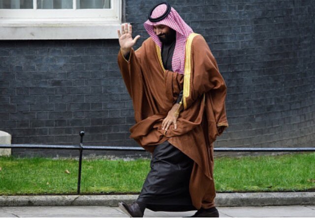 asma_1024's tweet photo. #محمد_بن_سلمان_في_بريطانيا القوه والهيبه والنفوذ والكاريزما والذهن المتقد الله يحميه ويسخر له الارض ومن عليها . https://t.co/RUL3Izz6Bd